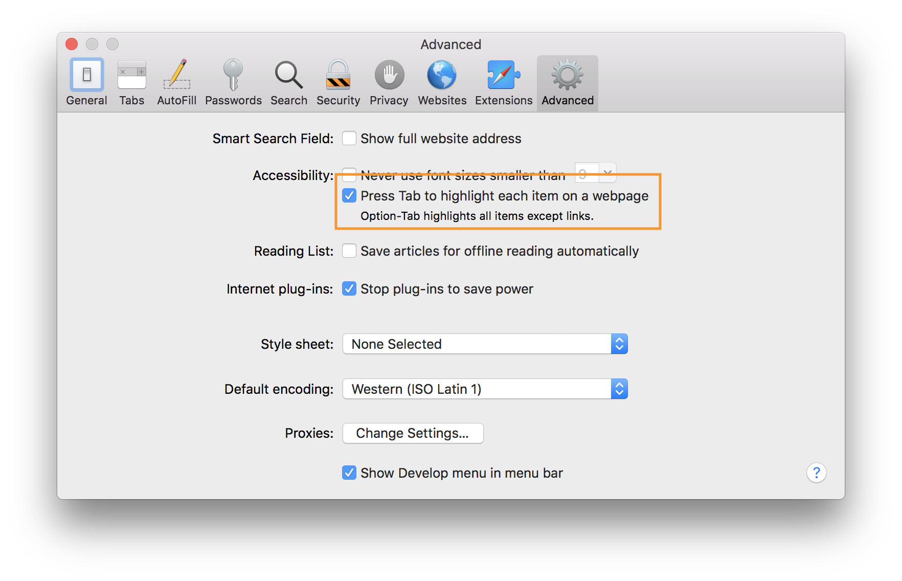 The Safari Preferences window. The screenshot is highlighting the selection of the 'Press Tab to highlight each item on a webpage' checkbox.